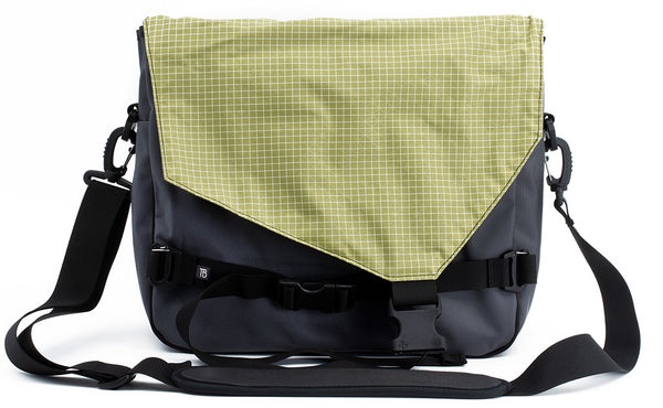 The Maker's Bag in Nebulous Grey (Medium grey )525 Ballistic with a Wasabi (green with white grid) 200 Halcyon interior.